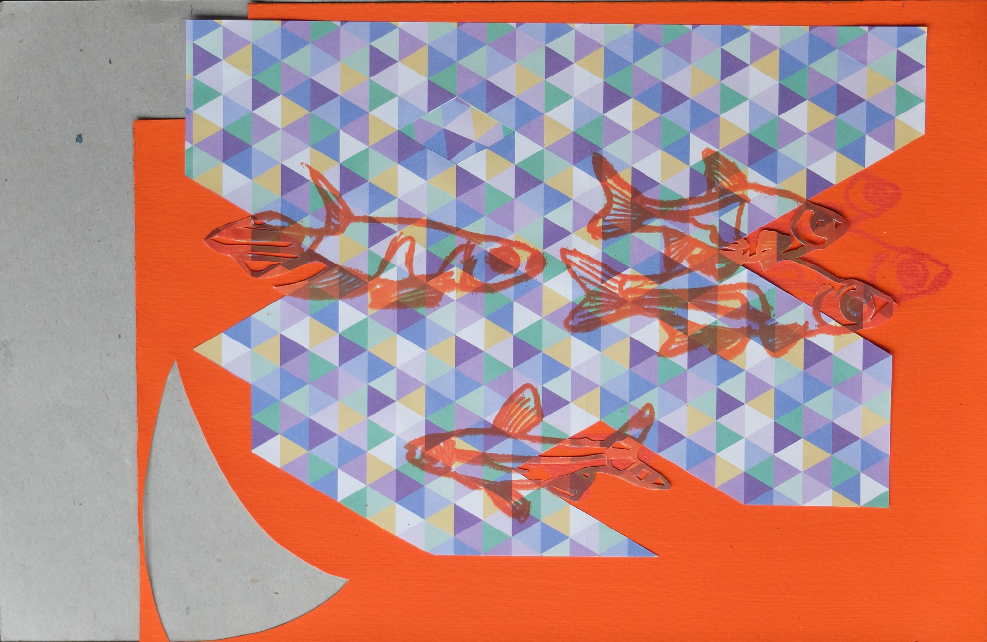 Fischschwarm auf Orange